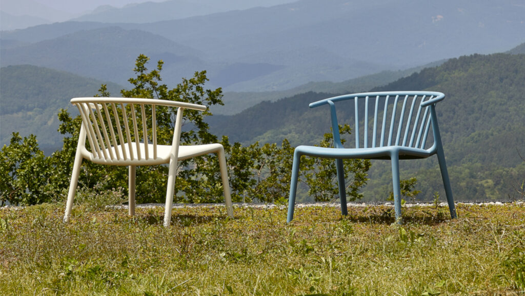 Woody Lounge Chair, by Josep Lluscà