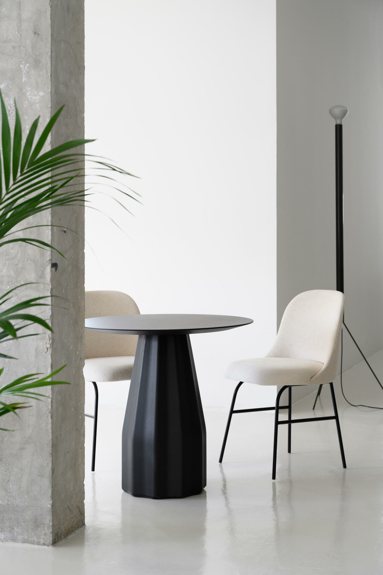 Designer Table | Burin by Patricia Urquiola | Viccarbe