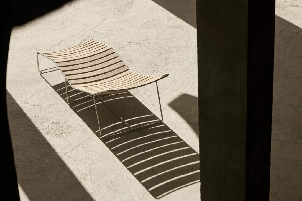 CORD Mobiliario Lounge de Exterior y Juego de Comedor | Diseñado por Groundwork Studio | GANDIABLASCO