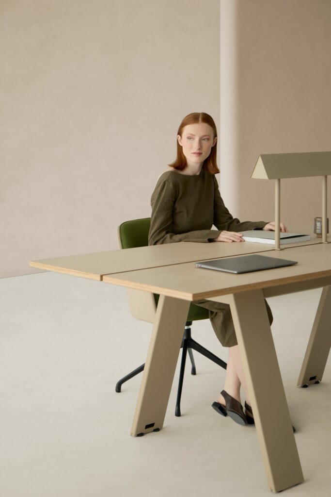 Nest Table by Norm Architect for Mobboli