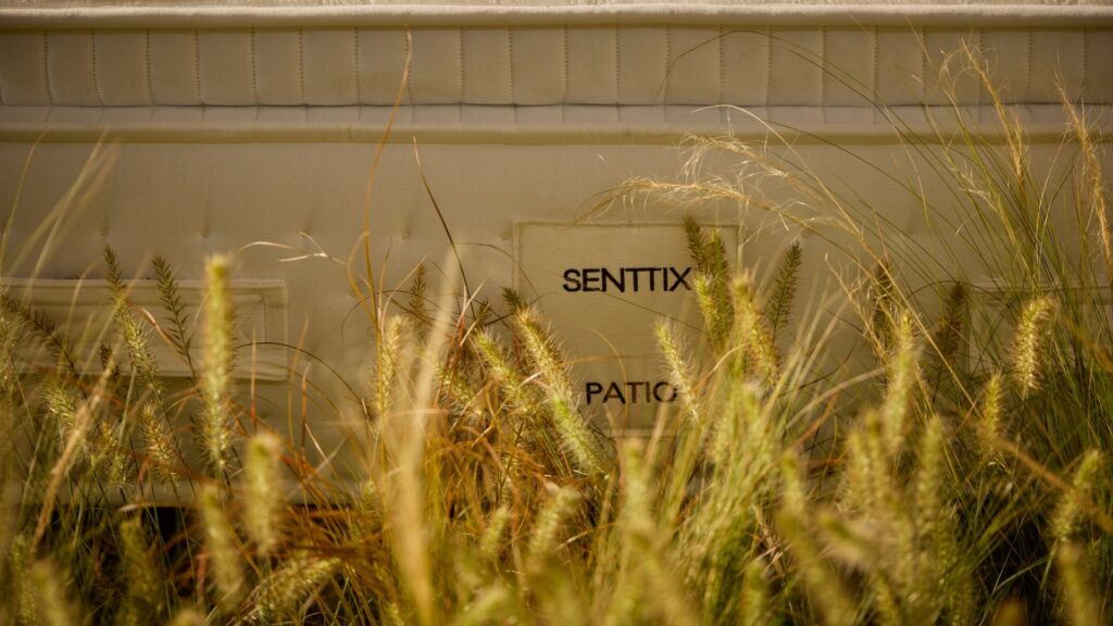 Patio Mattress, Senttix