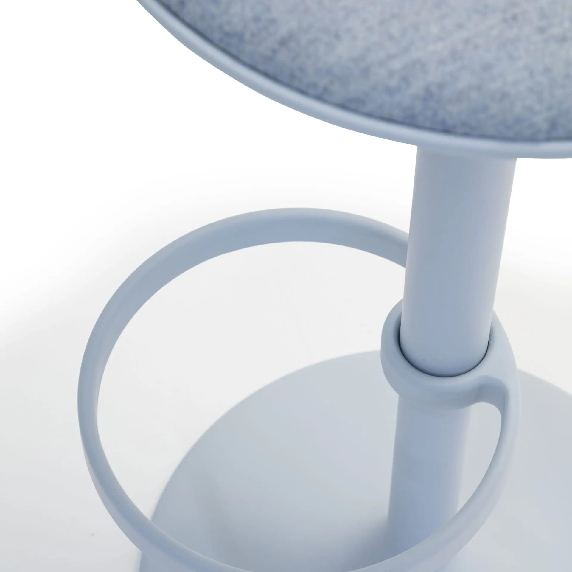 andreu-world-hula-stool06