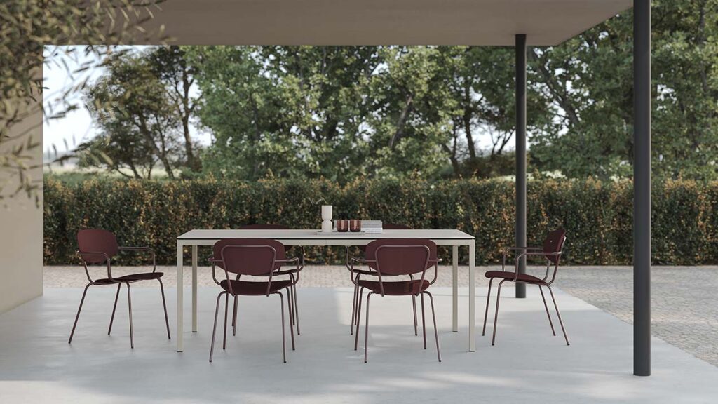 VAIREA Chair | By Yonoh Studio | MUSOLA