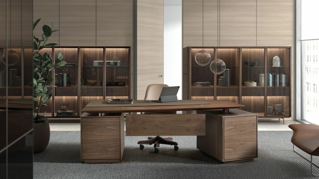 CONNECT Executive Desk | HURTADO