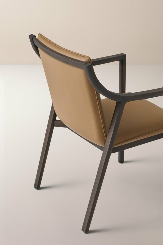 METROPOLIS Dining Chair | Eugeni Quitllet | ALEXANDRA