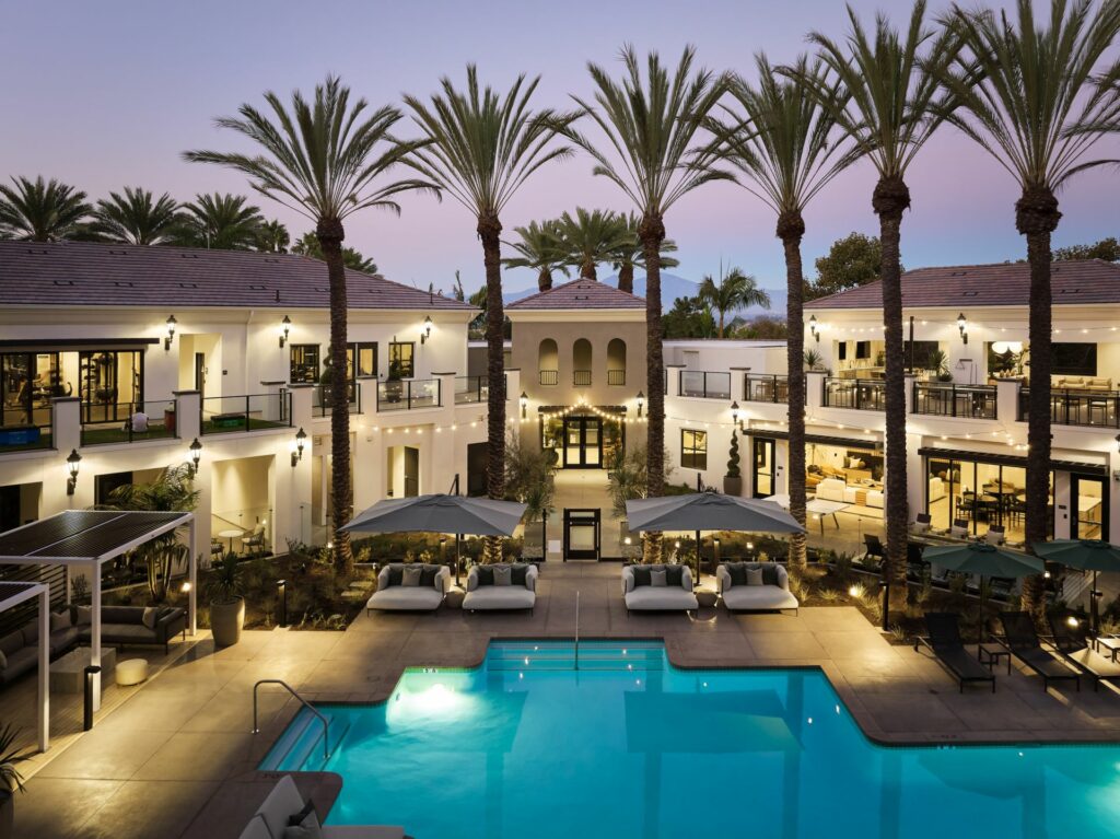 City Lights Apartment, Aliso Viejo, California, United States | EXPORMIM