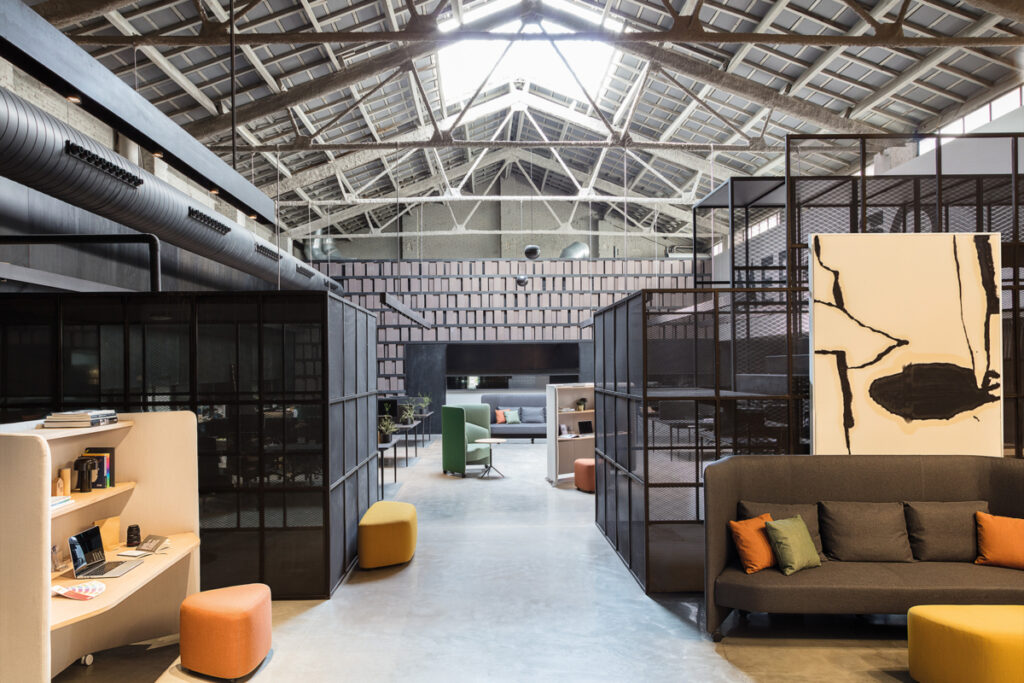 In Out Office Modular Work Environments | Alfredo Häberli | ANDREU WORLD