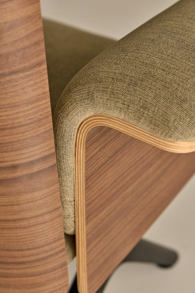 MICK Armchair, MOBBOLI